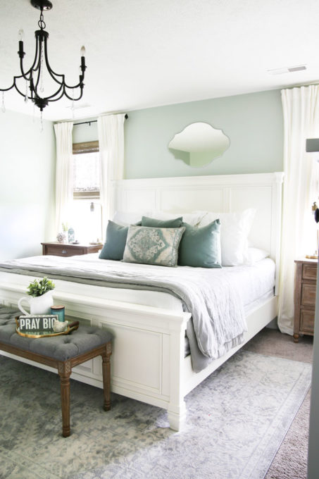 Cozy Coastal Master Bedroom Design