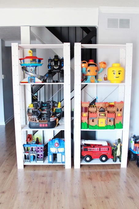 Big Toys Organized Playroom