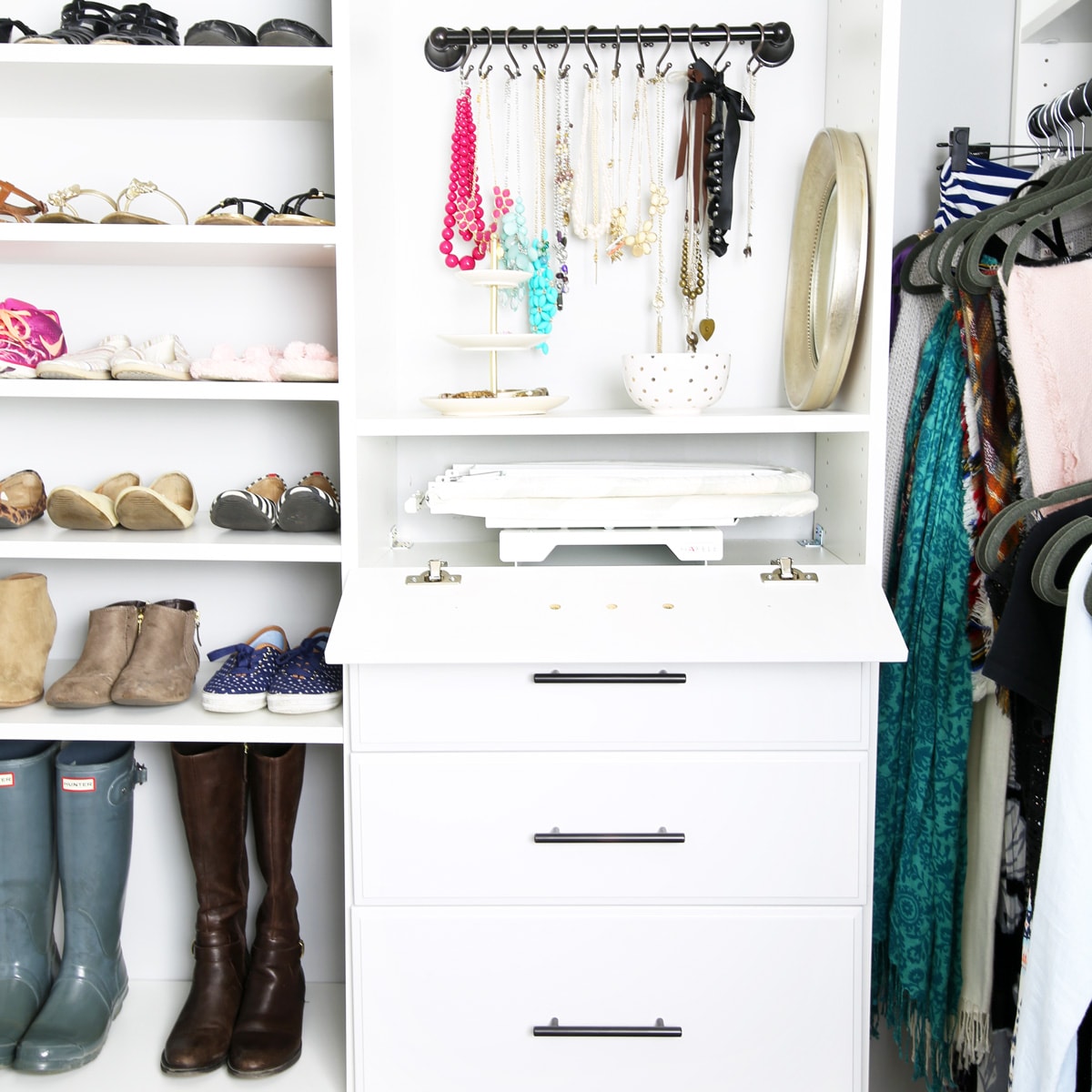 Organized closet, closet ideas