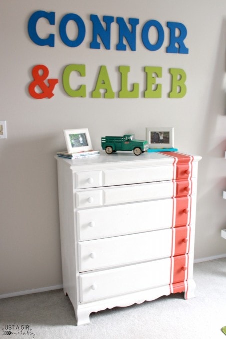 This is an incredible transformation of an entire home from ugly and outdated to light, bright, and beautiful! Pop over to the post to see the whole before and after home tour!