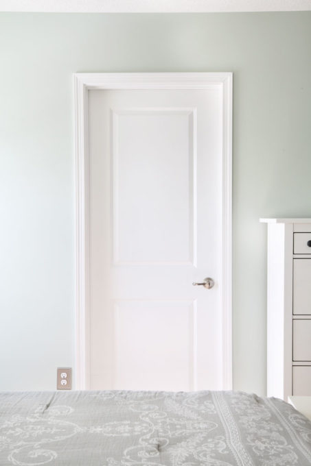 Aqua paint colors can be tough to sort through to find the perfect blend of blue and green for your space, so I'm sharing my 10 favorite aqua paint colors that will make any room feel soothing and serene! | #aqua #aquapaintcolors #aquapaint #mintpaint #mintpaintcolors #paintcolors #bestpaintcolors , Sherwin Williams Sea Salt Around a Doorway