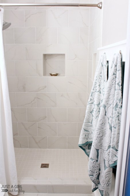 This is an incredible transformation of an entire home from ugly and outdated to light, bright, and beautiful! Pop over to the post to see the whole before and after home tour!