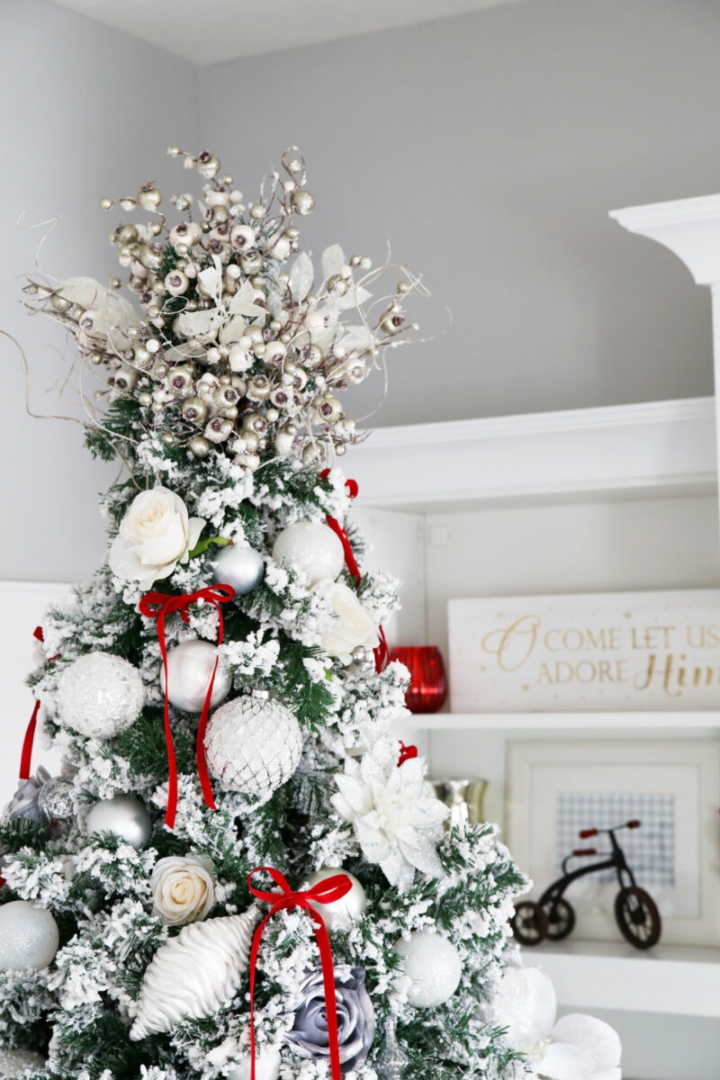 Beautiful Christmas Tree Topper Made with Different Types of Holiday Picks