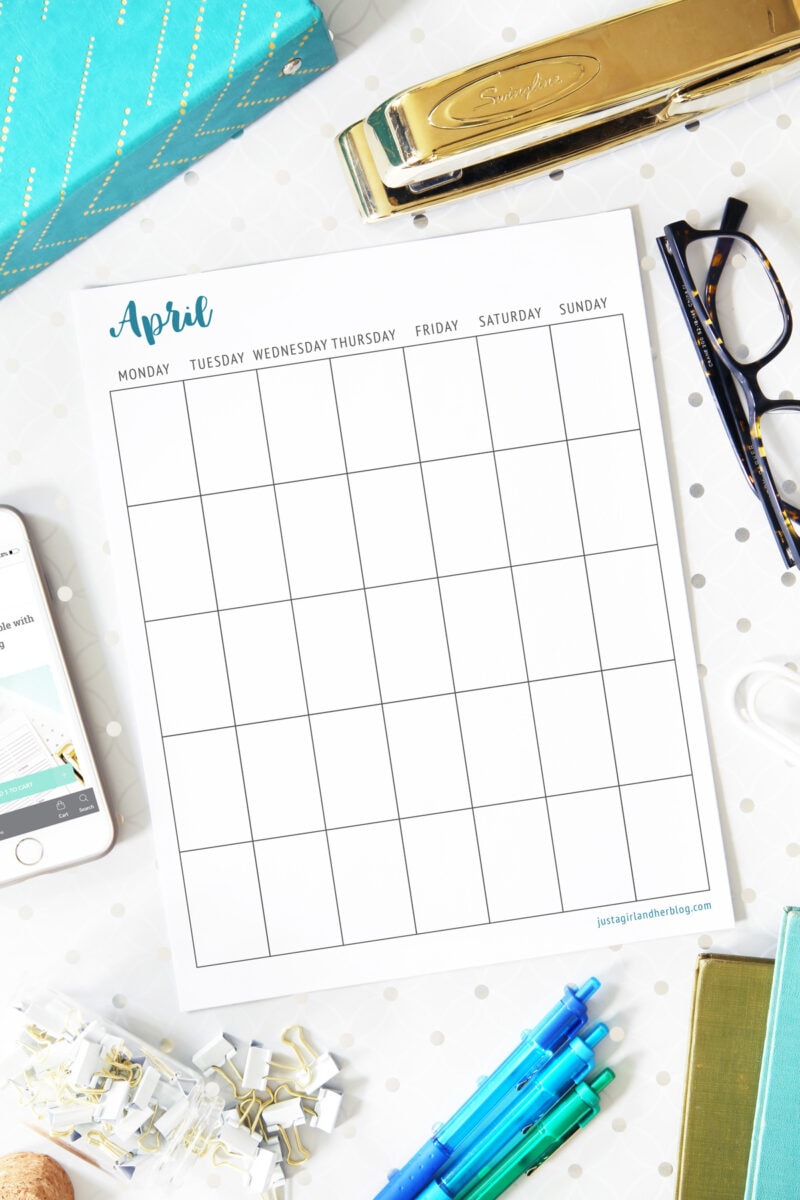 Free Printable Undated Calendar, Portrait Orientation, Monday Start